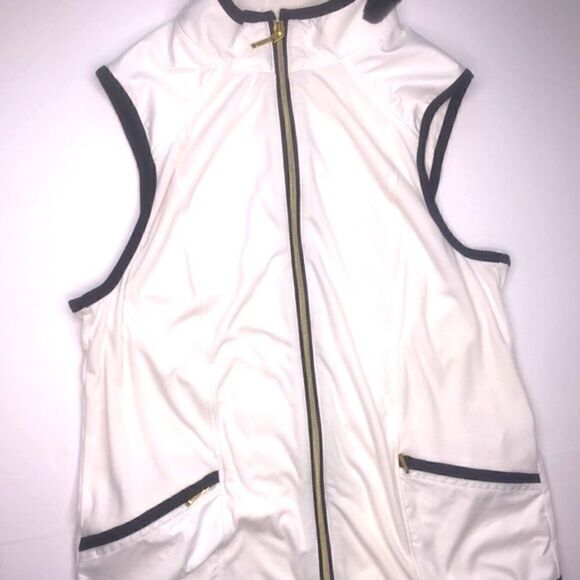 Zenergy GOLF by Chico's White Zip-up Jersey Vest with Black Edging - Picture 6 of 10